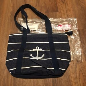 Navy stripe Classic Day Bag. Thirty One